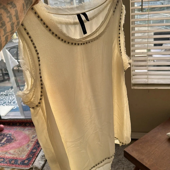 mango MNG CASUAL sleeveless raw edge studded layered top cream color size XL - Picture 10 of 10